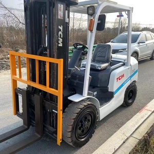 TCM 3Ton <b>Used</b> Diesel Internal Combustion Forklift with Solid Tire Three Stage Mast 1070mm Fork Length - Product Image 5