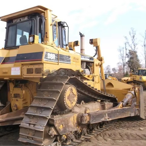 Bulldozer sur chenilles Caterpillar D8R/D6R/D7 d'occasion 100% original, haute efficacité, faible nombre d'heures de travail, capacité de bulldozing de 4,3 m, garantie 1 an - Product Image 1