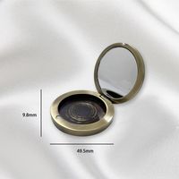 Conteneur de baume en métal poli plaqué argent en alliage de zinc avec logo personnalisé gravé OEM ODM vide magnétique rechargeable moderne antique