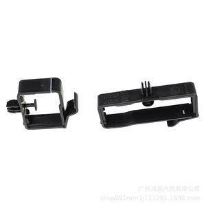Clip de fixation triangulaire pour coffre Volvo 30721387 32269662 Support de panneau d'avertissement - Product Image 4