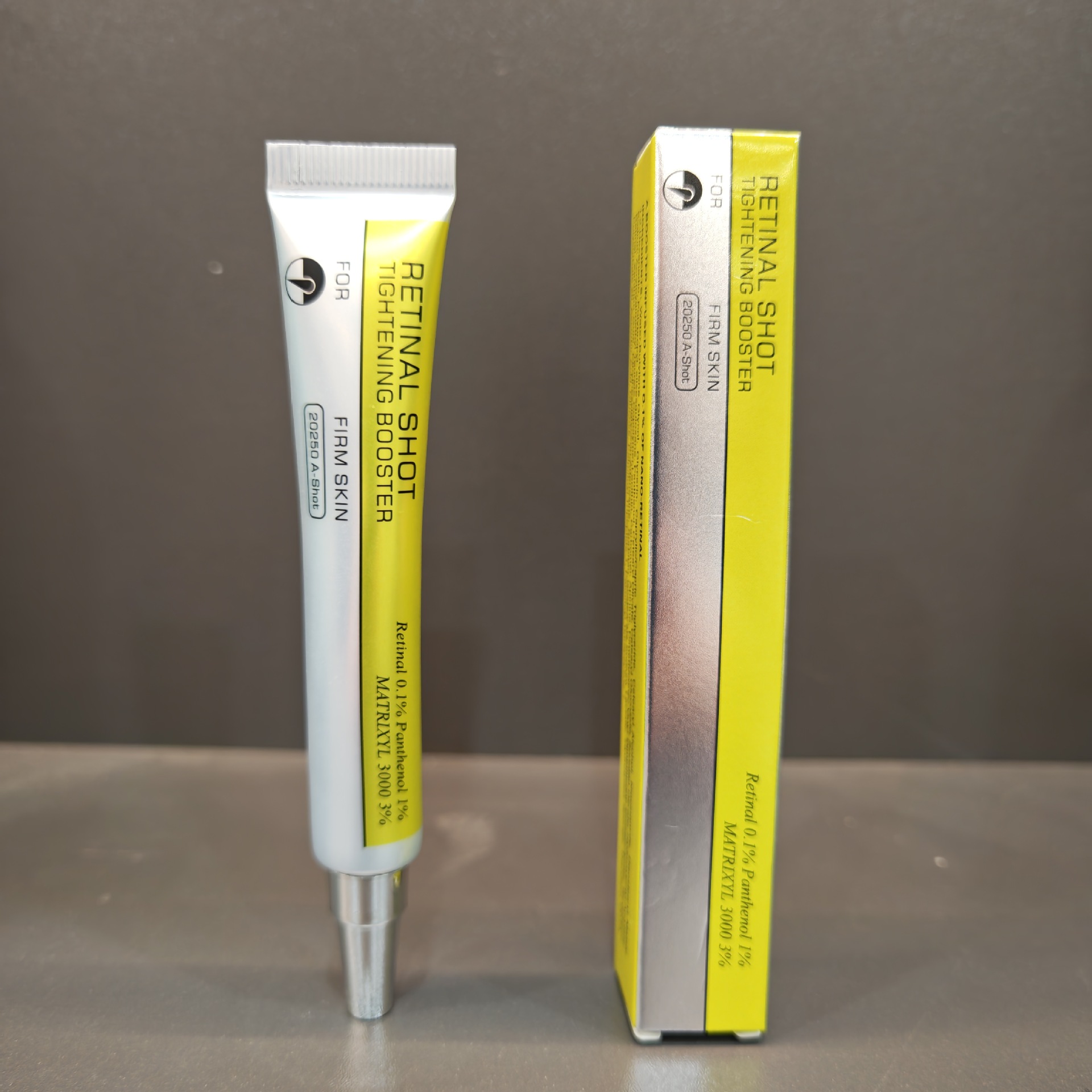 Crema rassodante per gli occhi al retinolo da 15 ml/flacone