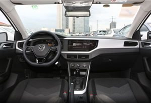 รถยนต์มือสอง Volkswagen <span class=keywords><strong>Polo</strong></span> Plus Multipurpose <span class=keywords><strong>Hatchback</strong></span> ปี 2023 - เบาะหนังผสมผ้า แต่งสีดำ Piano Black สำหรับการเดินทางประจำวัน - Product Image 4