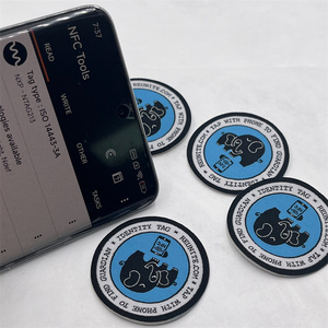 Etiquetas tejidas NFC personalizadas con logotipo, precio de fábrica directo para marcas de ropa - Product Image 2