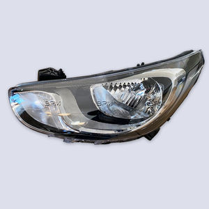 Faro Delantero para HYUNDAI ACCENT 2011 VERNA SOLARIS I25 GRAND <span class=keywords><strong>AVEGA</strong></span> PONY EXCEL DODGE ATTITUDE 92101-1R740 92102-1R740 - Product Image 1