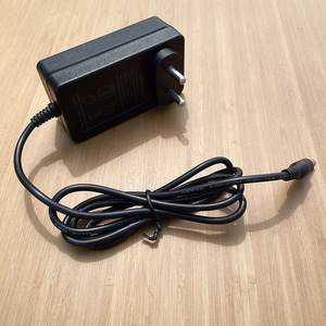 อะแดปเตอร์แปลงไฟ 12V 5A ปลั๊ก SA แหล่งจ่ายไฟ DC สำหรับลำโพงและจอแสดงผล - Product Image 2