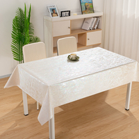 Nappe de table rectangulaire imperméable RNPT en tissu blanc nacré irisé avec motif discret pour restaurant