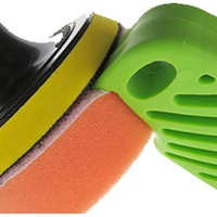 Brosse de nettoyage et outil de décapage ergonomique 2-en-1 pour tampons de polissage en mousse et en laine