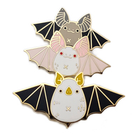 Épinglette en émail personnalisée en métal, motif chauve-souris à grandes oreilles, émail dur, badge de chapeau, épingles de revers, technique de placage, gravure, couleur personnalisée