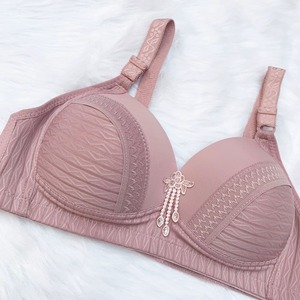 Reggiseno Senza Ferretto Sottile Morbido con Anello in Acciaio Pizzo Senza Cuciture per <span class=keywords><strong>Taglie</strong></span> Forti <span class=keywords><strong>Intimo</strong></span> Femminile - Product Image 4