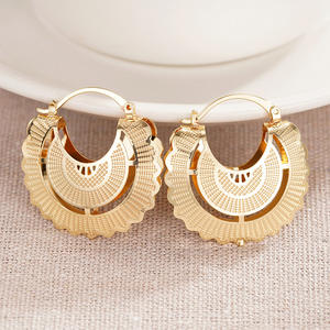 Pendientes de Aro Dorados E4520, Estilo Bohemio Geométrico, Joyería Fina para Uso Diario de Mujer, Chapados en Oro - Product Image 5