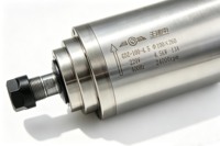 Moteur de broche CNC refroidi par eau 4,5 kW ER20 400 Hz avec vitesse de fonctionnement de 24 000 tr/min pour fraisage, perçage et alésage