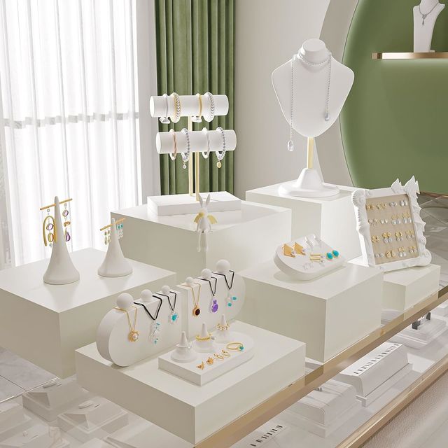 White Acrylic Indoor Use Display Box Dessert Buffet Cake Pastry Tea Break Retail Store Showcasing Modern Decorative Riser
