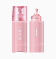 Fard à joues liquide et rouge à lèvres, rouge à lèvres mat multifonctionnel et fard à paupières en stock. Effet de maquillage longue durée