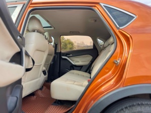 <span class=keywords><strong>MG</strong></span> GS 2015 1.5L Turbo Essence à injection, boîte TST à double embrayage 7 vitesses, édition Luxe - Product Image 4