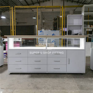 לוגו מותג מותאם אישית מסך זכוכית ארון אספקה רפואי דלפק אי חלון ראווה שולחן - Product Image 2