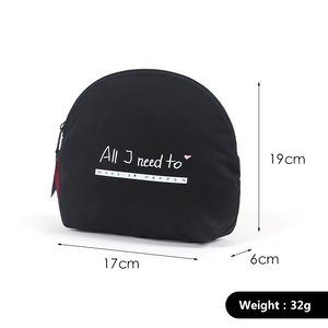 Sac à cosmétiques en polyester imperméable de style coquille, porte-monnaie de grande capacité avec pompon - Product Image 6