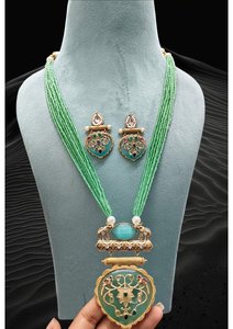 Traditional <b>Beaded</b> Temple Necklace <b>Set</b> With Gold Plated Pendant South Indian Ethnic Bridal Jewelry Mala For Wedding Festival - Product Image 3