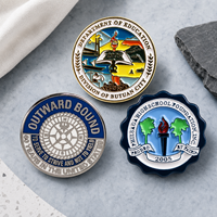 Fabricant Grossiste de badges et épingles en émail en métal, design élégant, personnalisables avec logo, pour cadeaux