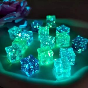 Hielo Artificial de 15 mm para Fotografía, Accesorios Hechos a Mano, Decoración Solar Impermeable para el Hogar, Escultura para Decoración de Jardín - Product Image 1