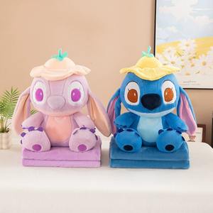 Großhandel Cartoon Stitch Puppe Spielzeug Schlafkissen Reisedecke 2-in-1 Auto-Klimaanlage Decke Nickerchen-Decken Geschenke für Kinder - Product Image 1
