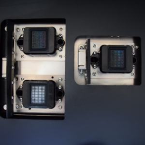 เครื่องพิมพ์ยูวีแบบแท่นราบ รุ่นใหม่ 9060 พร้อมหัวพิมพ์ Tx800 DX8 จำนวน 1/2/3 หัว สำหรับพิมพ์สติ๊กเกอร์ติดรถยนต์ เคสมือถือ และพิมพ์บนกระจก - Product Image 6