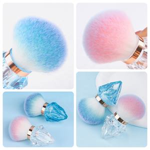 Diseño <span class=keywords><strong>de</strong></span> cono Cómodo Limpieza suave Cepillo <span class=keywords><strong>de</strong></span> polvo cosmético Maquillaje Removedor personalizado Cepillo <span class=keywords><strong>de</strong></span> polvo <span class=keywords><strong>de</strong></span> <span class=keywords><strong>uñas</strong></span> rosa - Product Image 3