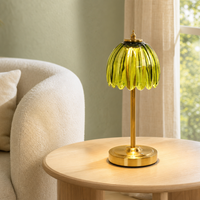 Lampe de table LED pour chambre à coucher, salon, chevet, avec abat-jour en verre côtelé transparent, ambre, vert, blanc laiteux, base dorée, lumière chaude