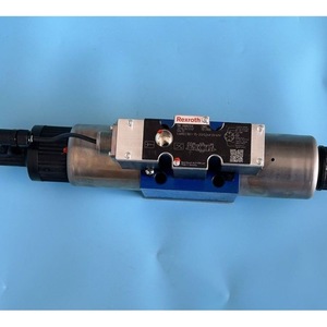 วาล์วควบคุมทิศทางแบบสัดส่วน Rexroth รุ่น 4WREE10E1-75-2X/G24K31/A1V 315 บาร์ 250 ลิตร/นาที ระบบควบคุมไฮดรอลิก - Product Image 2