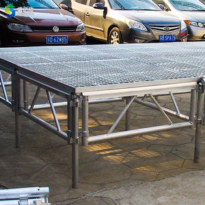 Palco Portatile in Alluminio con Finitura Legno, Spessore 18mm, per Feste, Matrimoni, <span class=keywords><strong>Concerti</strong></span> e Spettacoli Musicali - Product Image 4