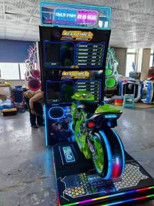 Jeux de simulation de course avec actionneurs linéaires électriques et expérience de conduite professionnelle pour bornes d'arcade - Product Image 3