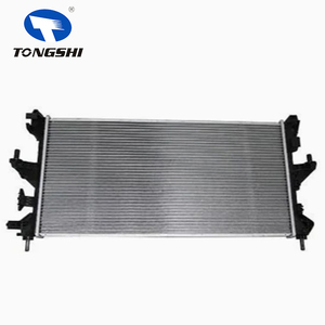 Pièces de refroidissement automobile Radiateur Système de refroidissement par eau Radiateur pour <span class=keywords><strong>FIAT</strong></span> Ducato 2.2I 06- MT OEM 1340359080 - Product Image 2