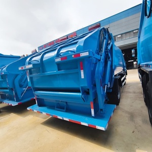CLW 4x2 Small 8CBM Compression Garbage Truck <b>Waste</b> Collection Truck for Sale - Product Image 3