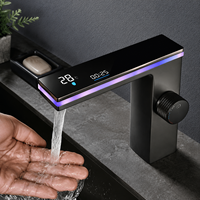 Robinet cascade carré noir avec minuterie et affichage de la température en temps réel, mitigeur de lavabo à commande tactile intelligente pour meuble-lavabo