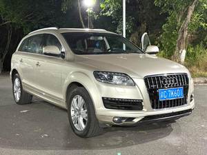 <span class=keywords><strong>Audi</strong></span> <span class=keywords><strong>Q7</strong></span> 2013 3.0T d'occasion, conduite à gauche, SUV automatique avec sièges en cuir, barres de toit en alliage d'aluminium, pneus R17 et caméra de recul pour l'exportation - Product Image 3