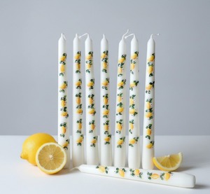 Bougies coniques artisanales en cire de soja et de paraffine, parfum citron, fleurs d'agrumes, feuilles vertes délicates, cannelle, sans fumée, décoration d'intérieur - Product Image 1