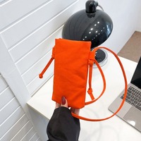 Design de mode sac de téléphone portable avec sangle de transport pochette sac été femmes couleur bonbon toile décontracté bandoulière seau sac