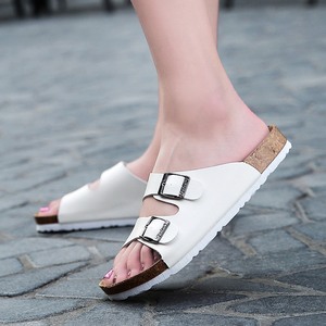 Dép quai ngang chất liệu nút chai thiết kế mới <span class=keywords><strong>2025</strong></span>, size lớn, kiểu kẹp, chống trơn, đi biển, thoáng mát, dành cho cả nam và nữ - Product Image 3