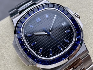 Reloj Mecánico Impermeable de Súper Calidad, 40 mm, 3K, Movimiento ETA 324 de Fábrica, 5711, Chapado en Platino de 18k, con Diamantes de Zafiro - Product Image 2