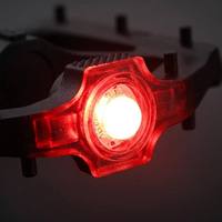 Pédales de vélo Cycle Zone Fashion ultralégères en alliage d'aluminium avec lumière d'avertissement, pédales arrière pour VTT en plastique et acier