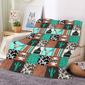 Manta de felpa con estampado de vaca, diseño de patchwork occidental, sin costuras, personalizada, MOQ bajo, para bebé, niño o niña, con maqueta gratuita - Product Image 3