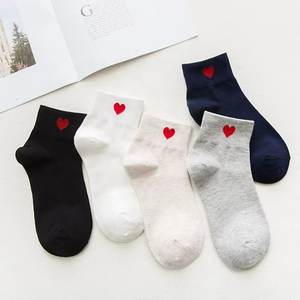 New Japanese Girl Love Heart Pattern Student Tube Socks Fashion <b>Combed</b> Cotton Ankle Socks Women - Product Image 1