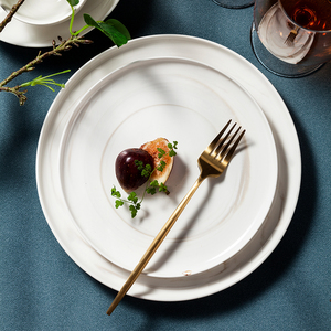 Assiettes plates en céramique blanche <span class=keywords><strong>de</strong></span> style nordique avec logo personnalisé YAYU, vente chaude, rondes, effet <span class=keywords><strong>marbre</strong></span>, 6 / 7,5 / 8,5 / 10,5 / 12 pouces - Product Image 1