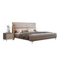 Lit double moderne en cuir véritable italien de luxe, tête de lit basse matelassée en losanges, cadre de lit king size gain de place