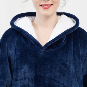Couverture portable à <span class=keywords><strong>capuche</strong></span> super douce et confortable, couverture enveloppante en polaire avec maintien au chaud à l'intérieur et à l'extérieur - Product Image 3