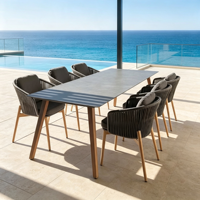 Ensemble de salle à manger de jardin en rotin moderne de qualité commerciale, table avec plateau en céramique résistant aux intempéries, chaises de salle à manger d'extérieur