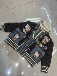 Abrigo de Invierno para <span class=keywords><strong>Mujer</strong></span> de Talla Grande con Diseño de Dibujos Animados a la Moda OC234 - Product Image 6