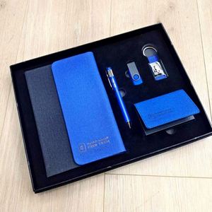 ชุดของขวัญธุรกิจสุดหรูแบบขายส่ง 5 ชิ้น ประกอบด้วยแฟลชไดรฟ์ USB สำหรับแล็ปท็อป และพวงกุญแจแบบกำหนดเอง พร้อมปกหนัง PU - ของขวัญวันพ่อ - Product Image 2