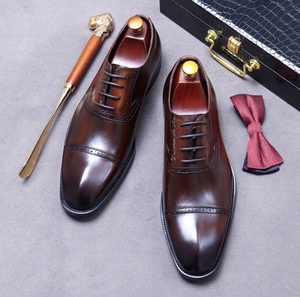Chaussures d'été pour hommes à bout fermé, imperméables, légères et respirantes, mocassins à enfiler, chaussures de marche décontractées et tendance en cuir de vachette - Product Image 1