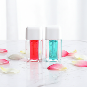 Brillo Labial con Fórmula Vegetal, Efecto Gelatina, Resistente al Agua y al Sudor, con Brillo, Libre <span class=keywords><strong>de</strong></span> Crueldad Animal, Orgánico y Natural, Marca Privada - Product Image 1