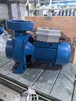 Pompe centrifuge auto-amorçante sans balais 150 V CC solaire de surface, débit 65 m³/h, hauteur de refoulement 13 m, 5 pouces, 1300 W pour l'irrigation et l'agriculture